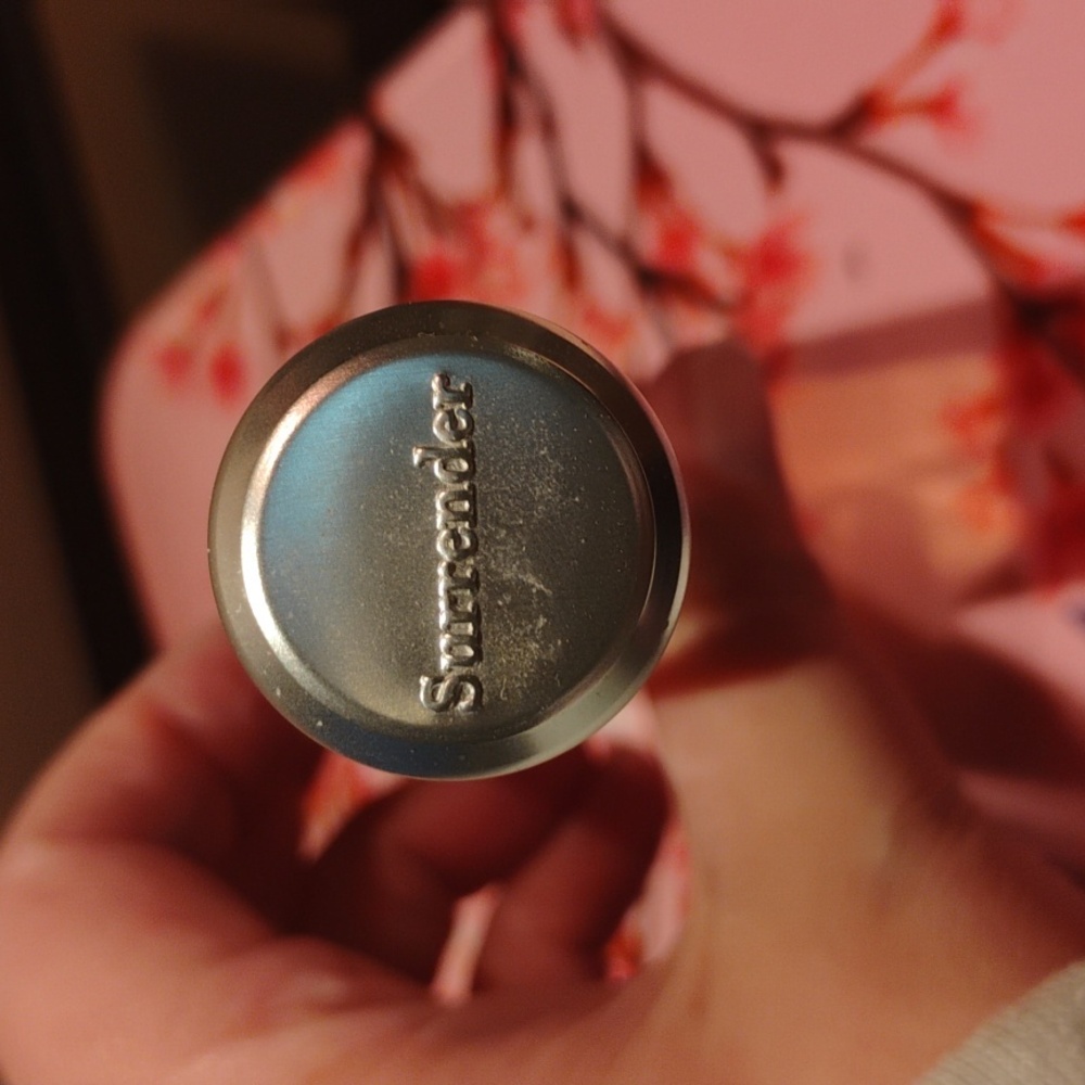 Avon Surrender For Her Bottle - Picture 2 of 3